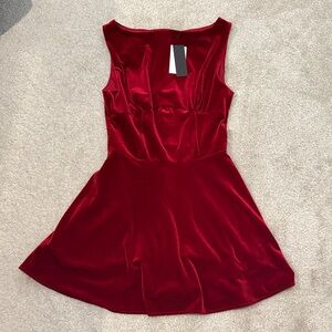NWT Lea & Viola burgundy red velvet sleeveless a line mini dress